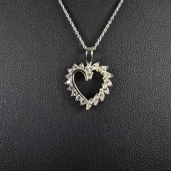 Sterling Silver & Cubic Zirconia Heart Pendant with 925 chain - Picture 3 of 7